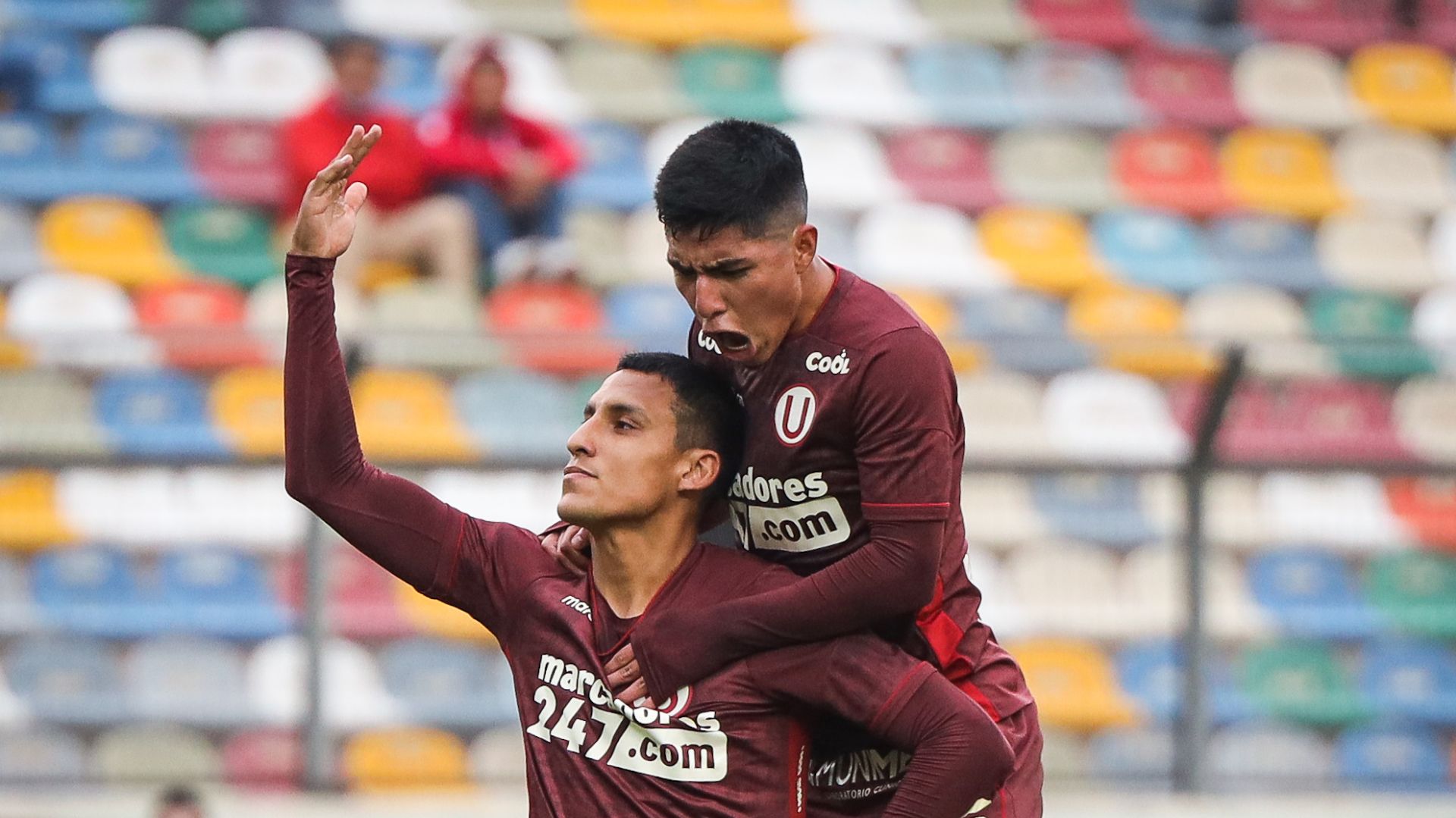 El goleador de Universitario Alex Valera negocia su traspaso al club Al Fateh de Arabia