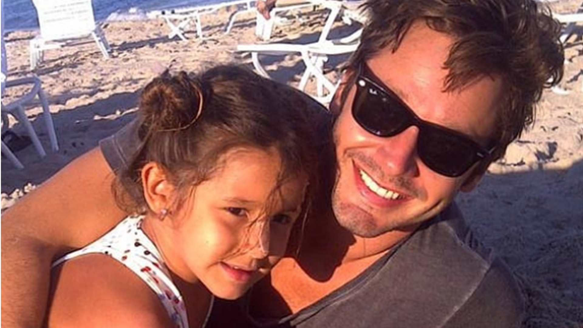 Benjamín Vicuña y su hija Blanca, en una de las vacaciones que compartieron 