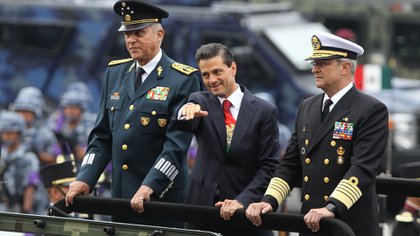 Enrique Peña Nieto finalmente designó a Salvador Cienfuegos como titular de la Sedena (Foto: EFE/Mario Guzmán)