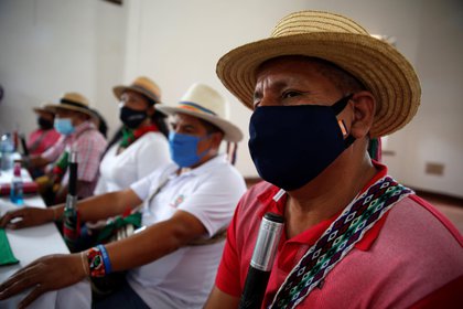 Autoridades indígenas listas para la Minga en Cali este 12 de octubre. EFE/Ernesto Guzmán Jr. EFE/Ernesto Guzm&#225;n Jr.
