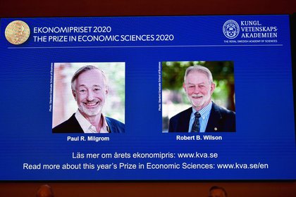 Imágenes de los ganadores del premio Nobel de ciencias económicas 2020, Paul R. Milgrom y Robert B. Wilson 