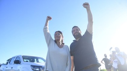 Dolores Etchevehere y su saludo de agradecimiento a los manifestantes que apoyaron el Proyecto Artigas